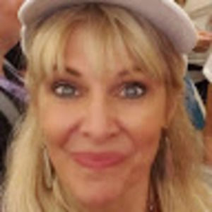 Meet your Posher, Cheri